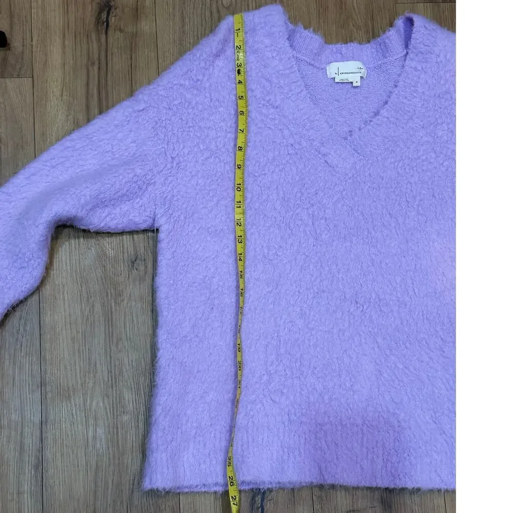 By Anthropologie Sweater Purple Boucle Fuzzy V Neck Women’s Size M - Picture 8 of 9